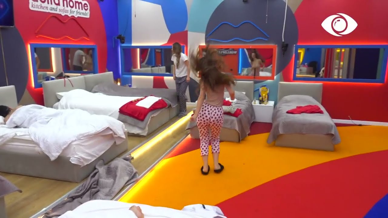 Diola nis ditën me kërcim