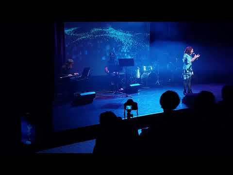 Nửa thập kỉ - Hà Trần