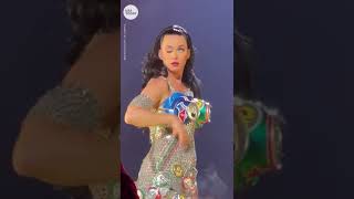 Katy Perry goes viral for mid-concert eye ‘glitch’ | USA TODAY #Shorts