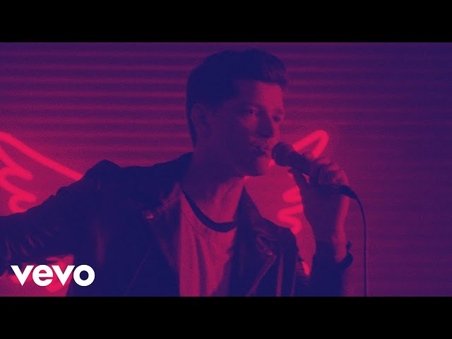  Rain  - The Script