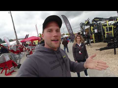 Z Mojco na štantu od Trisa d.o.o.