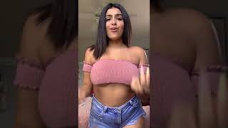 【おっぱい】 あ！乳首が・・・ 乳チラ tiktok #Shorts