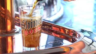 preview picture of video 'Andrews Distributing Shiner Bock'
