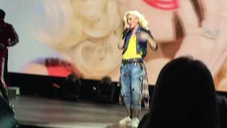 Gwen Stefani - You Started It live - Los Angeles, CA - 2/7/2015