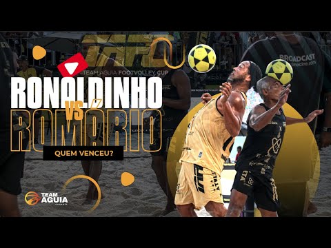 Show de Ronaldinho Gaúcho e Romário na praia da Barra-RJ