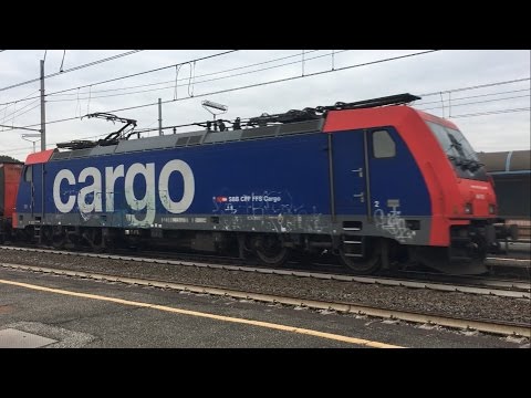 E484.018 SBB Cargo in transito a Torricola