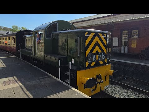 BR Class 14 Diesel No.D9525 departing Llangollen