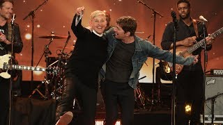 Rob Thomas Rocks with &#39;One Less Day (Dying Young)&#39;