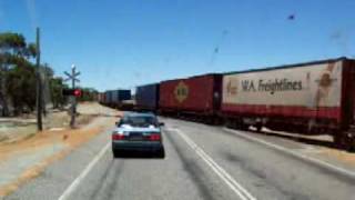 preview picture of video 'Perth Bound Freight (TURN SOUND OFF OR DOWN)'