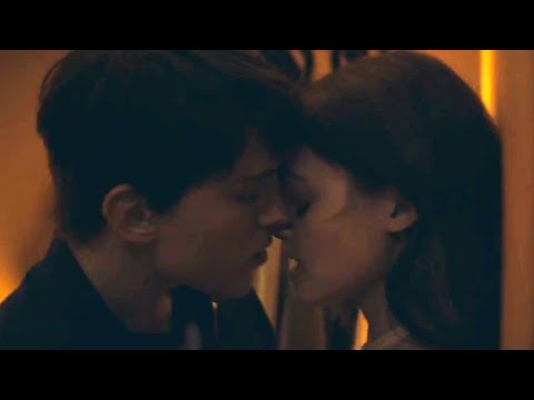 Emily and Nico walker (Tom Holland and Ciara Bravo) kissing scene - Cherry 2021