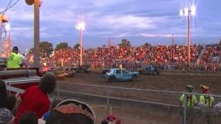 preview picture of video '2013 Monroe County Fair Modified Class Heat 1'