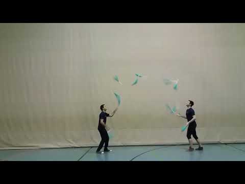 11 club passing world record