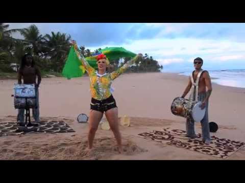 Pucho y Tucutu x Aila Menezes - A Festa Do Gol (VIDEO OFICIAL) Mundial Brasil 2014