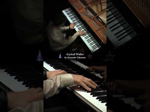 🎹🎄 Let’s Waltz into Christmas Magic! 🎅🏻😊✨ #Waltz #Christmas #FestiveVibes #PianoMusic