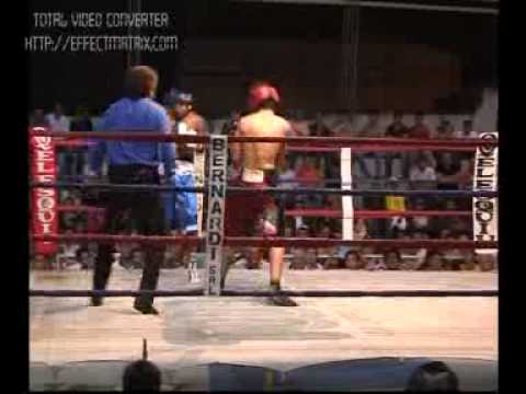 GOLPE FINAL-PELEA DE GABRIEL CORZO