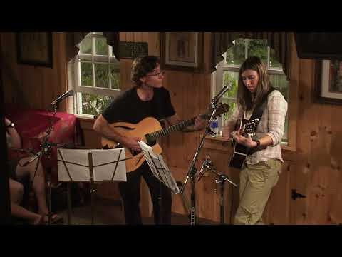 Frank Vignola & Robinella - Surrender