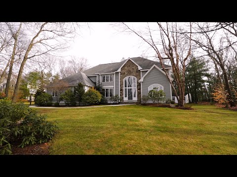 7 Crestview Road, Bedford MA - No Detail Has Been Spared