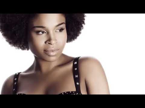 Nabiha - Never Played The Bass