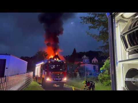 Vollbrand eines Einfamilienhauses im Schmalkalder Ortsteil Wernshausen. (1)