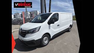 Renault Trafic cargo van | Image 4 - Autoline