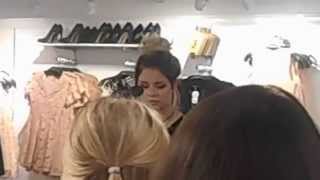 Bright Blue Eyes - Nina Nesbitt Live at Forever 21 London