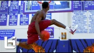 Welcome To SOUTH DALLAS! Hooper Shuts DOWN Lincoln w/ NASTY Between Legs DUNK!