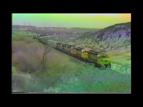 1139. SANTA FE ATSF SF east freight at Cajon summit in 1990