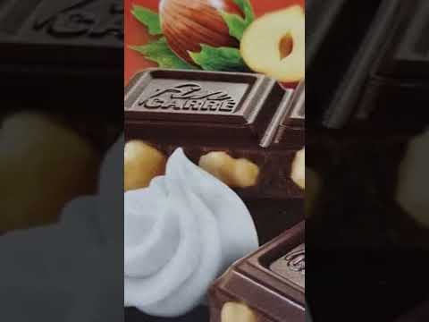 AMAZING FIN CARRE HAZELNUT DARK CHOCOLATE