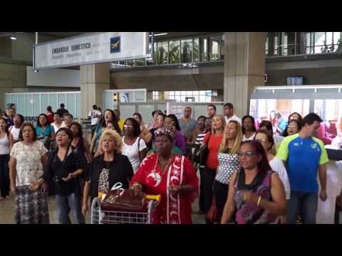 Flash Mob IBBT, Grande Coral Aeroporto Galeão.