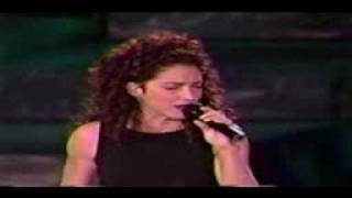 Gloria Estefan - I&#39;m not giving you up (Live in Mexico)