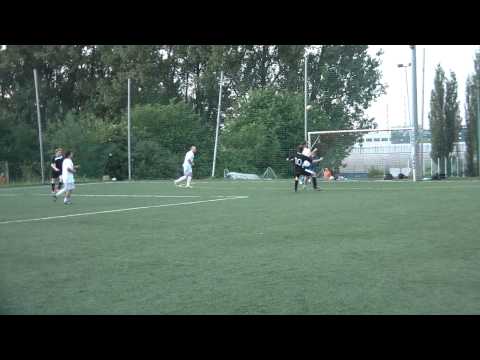 13. kolejka: Latin Kings - Jolly Roger (FLS Wiosna 2011)