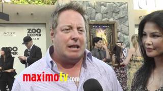 Gary Valentine Interview at ZOOKEEPER World Premiere video