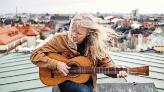 J. Karjalainen - Aurinko nousee ilman sua (Lyriikkavideo)