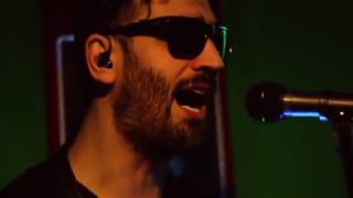 One Sessions by One 103.7 - Siamés