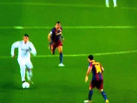 GOL ANULADO A HIGUAIN EN EL NOU CAMP BARCELONA -REAL MADRID CHAMPIONS