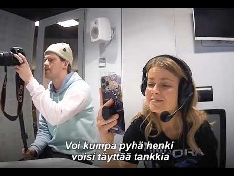 Hovimuusikko Ilkka - Mun naama bensapumpulla on lumivalkoinen