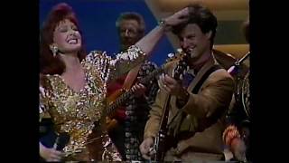 This Country&#39;s Rockin&#39; - The Judds 1990