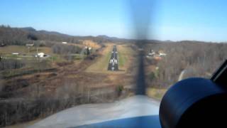 preview picture of video 'Piper landing in West Virginia'