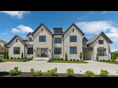 INSIDE AN ENORMOUS LUXURY HOUSE W/ A PRIVATE GARAGE AND SUITE | $4.9M