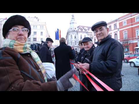 Főtéri "szalagavató"