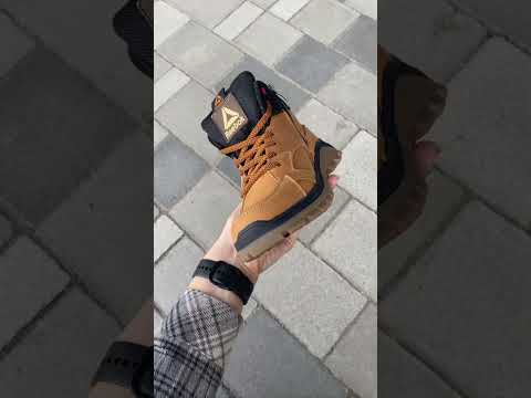 Спортивні підліткові черевики Reebok коричневі, зимові кросівки на хлопчика підлітка рібок шкіряні / ботинки на мальчика теплые - фото 1 - id-p2373974676