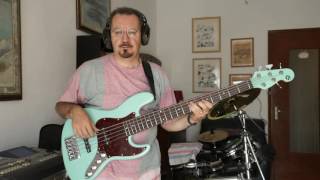 When am I going to make a living (SADE) - bassline by Roberto Salomone