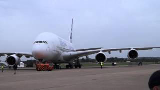 preview picture of video 'МАКС 2013 - Рулёжка Airbus A380 | MAKS 2013 - Airbus A380, Russia, 31.08.2013'