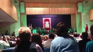 Presentacion en la magdalena de "cien primaveras" cancion de rulo por el centenario del racing.