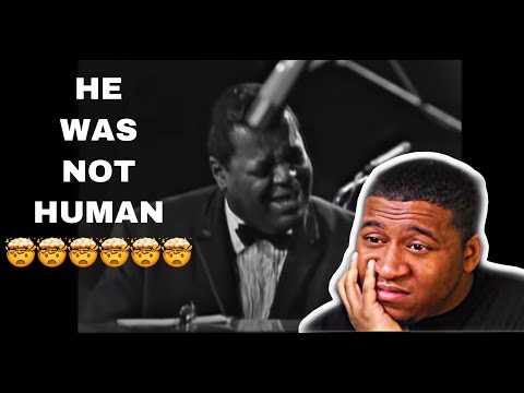 Keyboard player reacts to Oscar Peterson - C Jam Blues- Black history