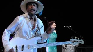 LARRY GRAHAM &amp; GRAHAM CENTRAL STATION / FJ5C 2011 Marseille / OFFICIAL