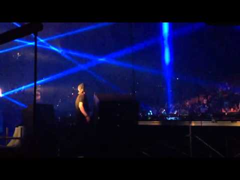 Eric Prydz - Genesis vs. Sweet Dreams vs. Feeling Good @ Identity Festival SF 2012