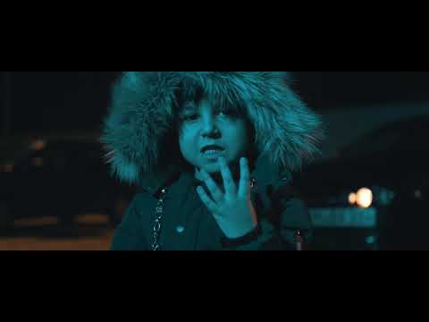 RIKY & BACI - AN ALLEN VORBEI