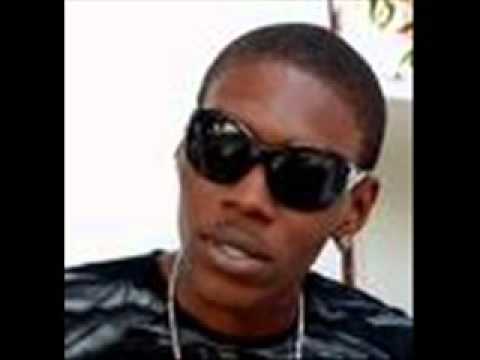 Akon ft Vybz Kartel   Locked Up Remix
