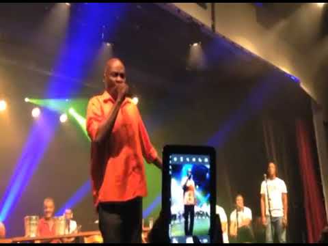 Efson   Hoje é dia de festa   Teatro Rival   Quintal do Samba